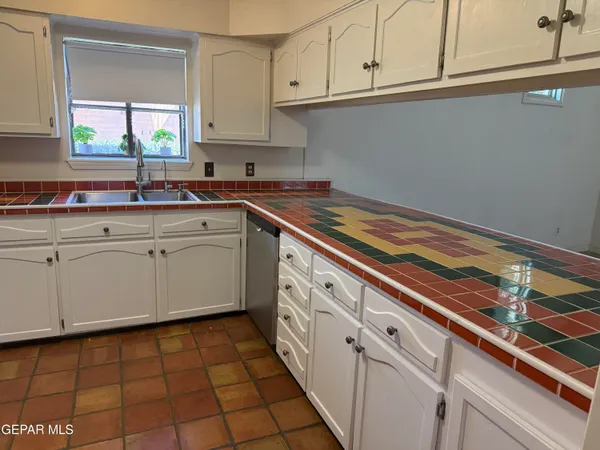 $335,000 | 136 Feather Moon Drive, Santa Teresa, NM 88008