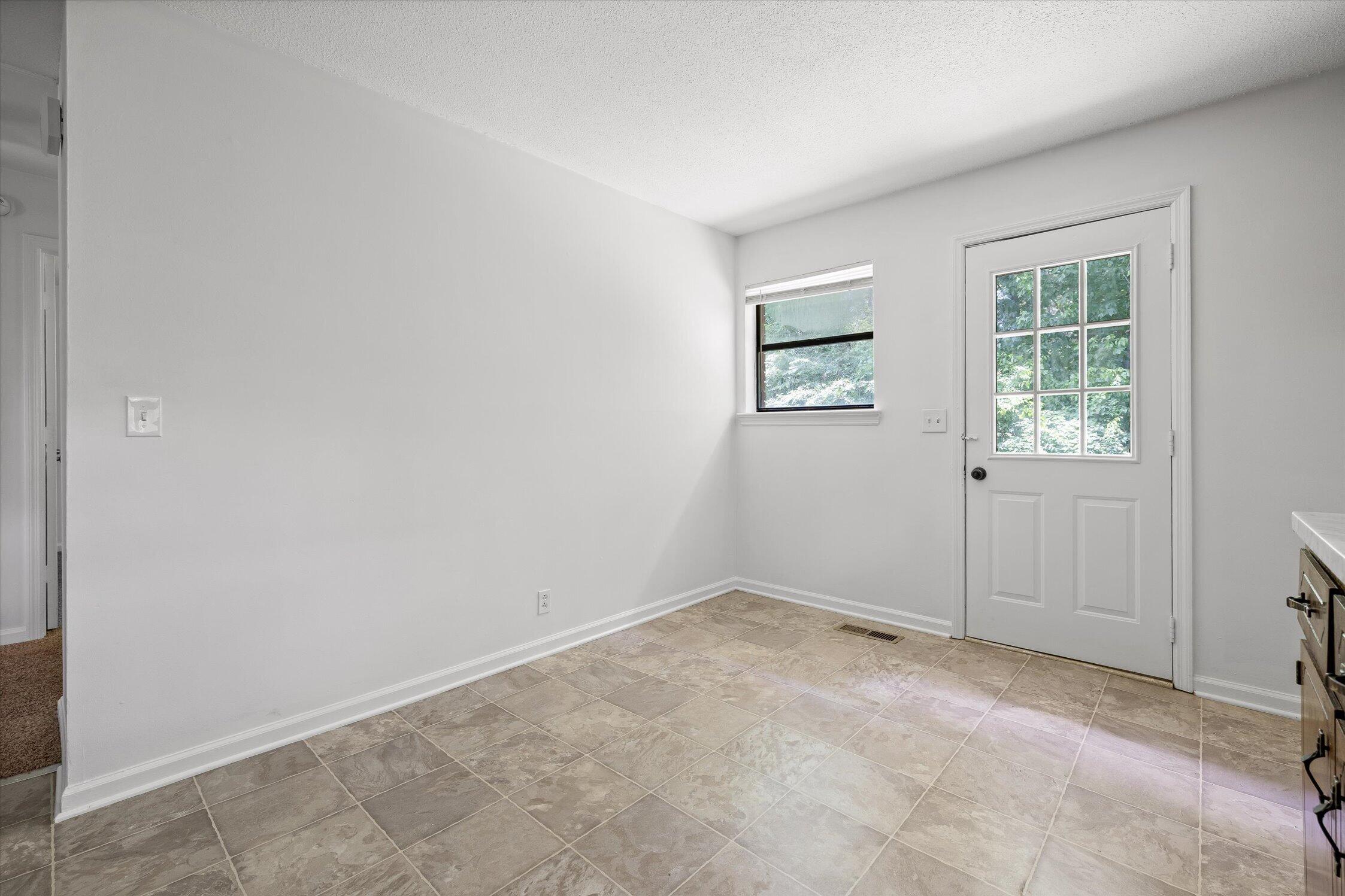 555 East Garden Farm Road Rossville, GA 30741 - Photo 14 of 39 29-E Garden-29