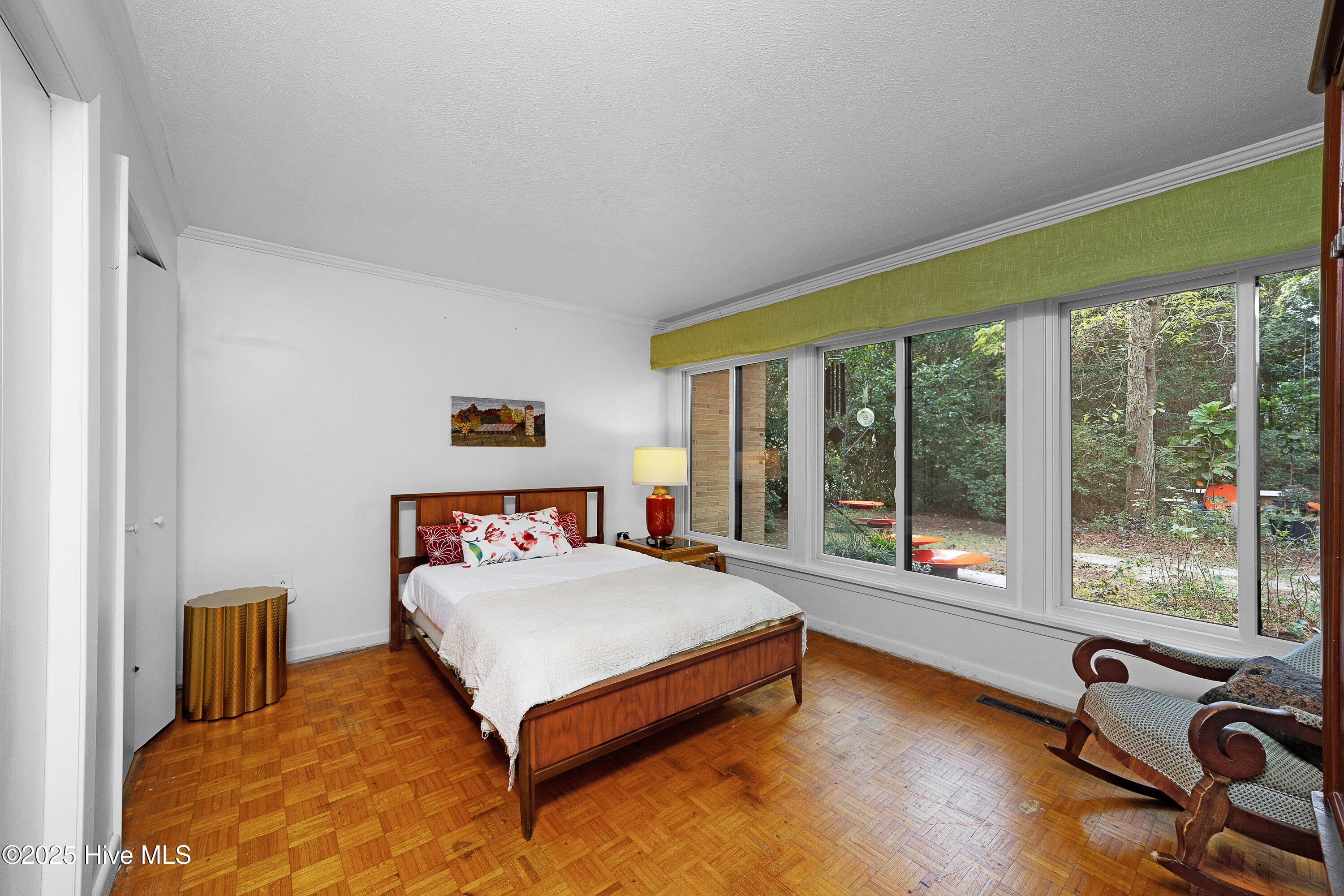 4507 Country Club Road Trent Woods, NC 28562 - Photo 14 of 27 Second Bedroom