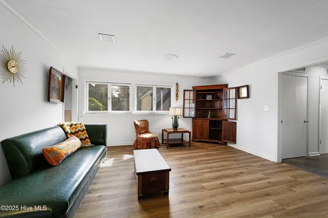 $450,000 | 4507 Country Club Road, Trent Woods, NC 28562