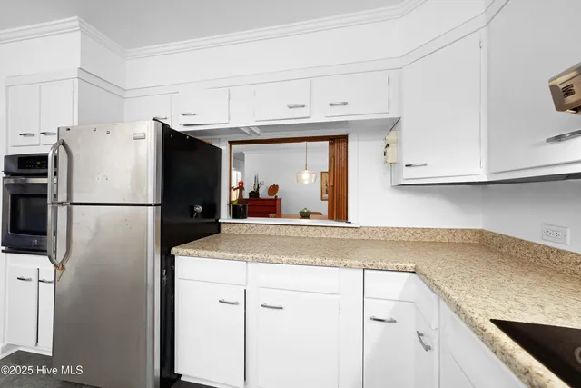 $450,000 | 4507 Country Club Road, Trent Woods, NC 28562