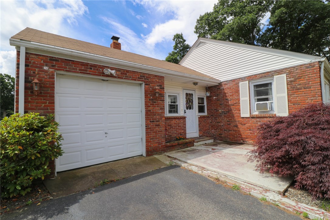 160 Rabbitt Hill Road Cumberland, RI 02864 - Photo 11 of 38