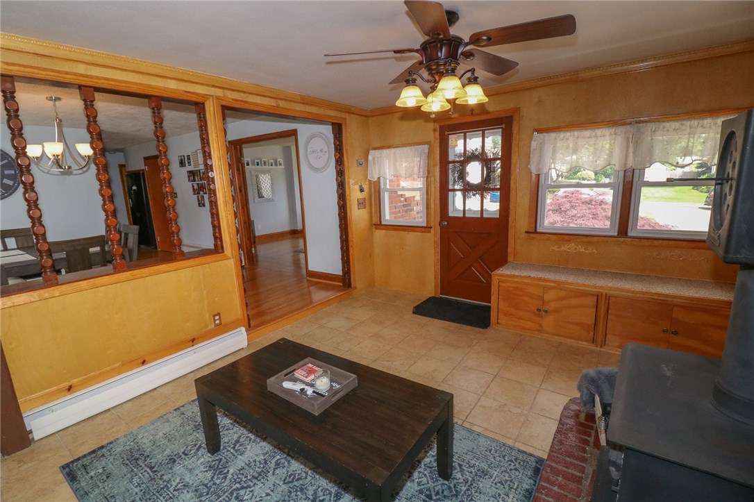 160 Rabbitt Hill Road Cumberland, RI 02864 - Photo 12 of 38