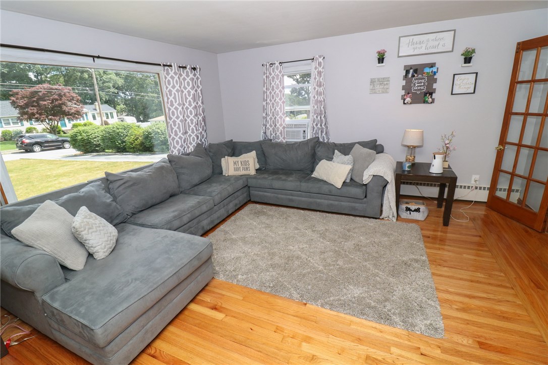 160 Rabbitt Hill Road Cumberland, RI 02864 - Photo 23 of 38