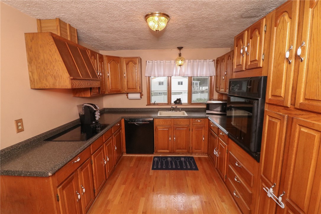 160 Rabbitt Hill Road Cumberland, RI 02864 - Photo 26 of 38
