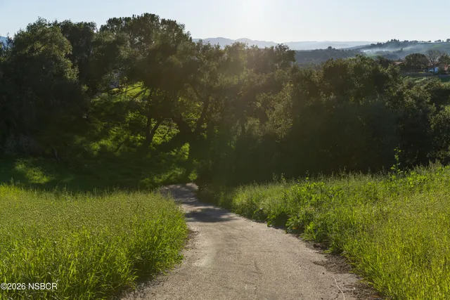$1,795,000 | 2865 North Refugio Road, Santa Ynez, CA 93460