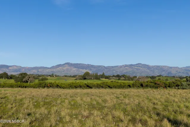 $1,795,000 | 2865 North Refugio Road, Santa Ynez, CA 93460