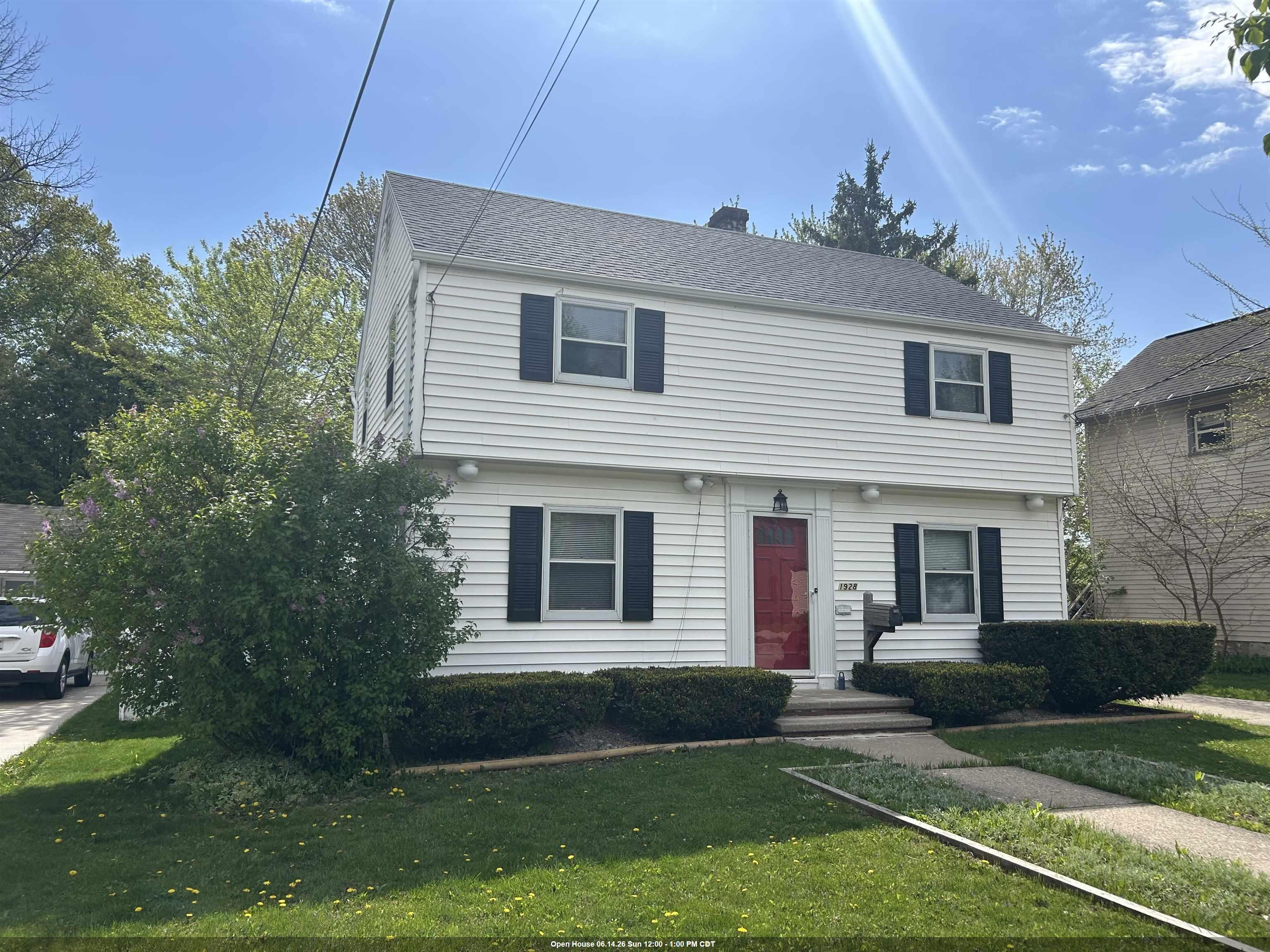 1928 South Lawe Street Appleton, WI 54915 - Photo 1 of 43