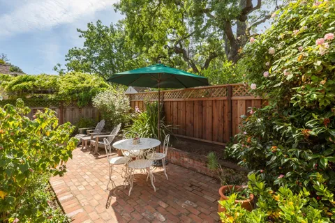 $1,998,000 | 2110 Bowdoin Street, Palo Alto, CA 94306