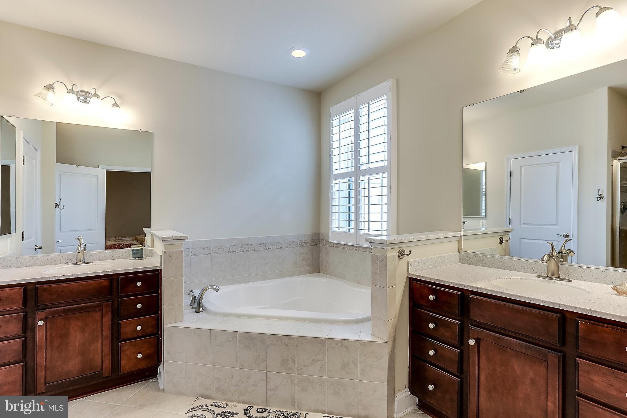 5763 Richards Valley Road Ellicott City, MD 21043 - Photo 12 of 16 Gallery Image 12