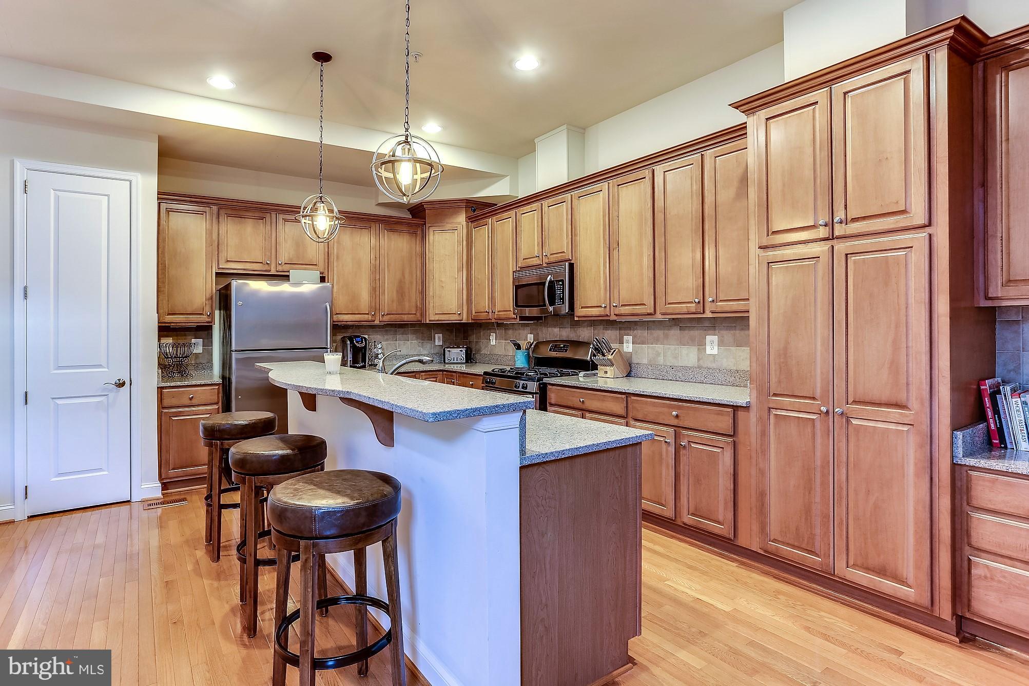 5763 Richards Valley Road Ellicott City, MD 21043 - Photo 4 of 16 Gallery Image 4