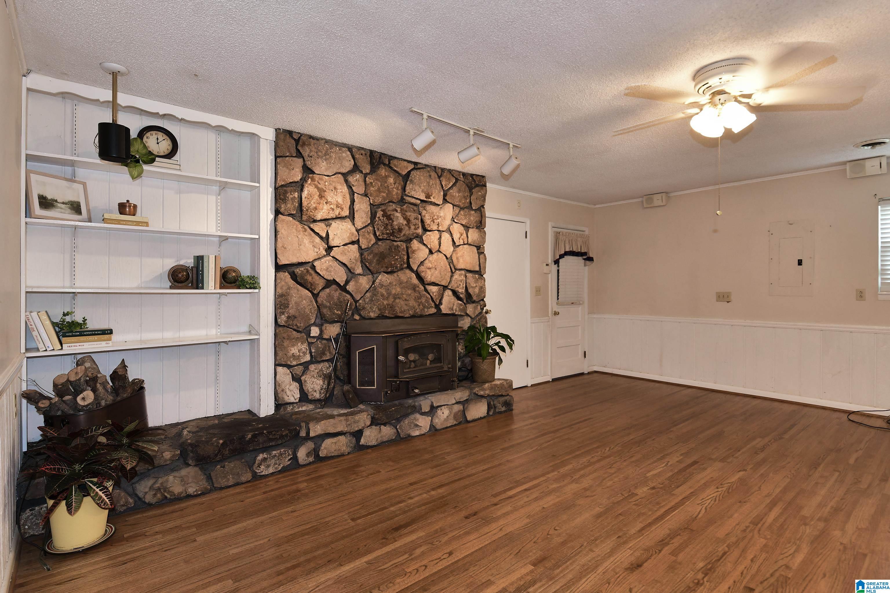 825 12th Street Pleasant Grove, AL 35127 - Photo 23 of 56