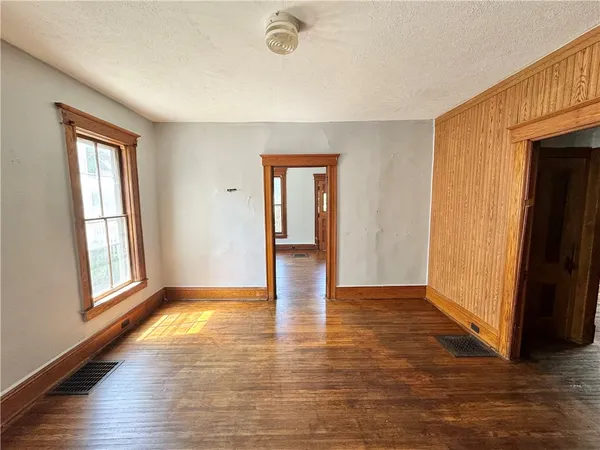 $73,500 | 513 Herrick Street, Elmira, NY 14904