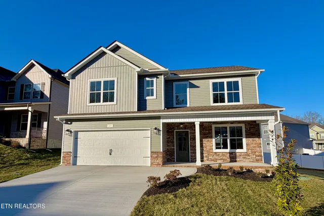 $449,000 | 1171 Madison Oaks Road, Knoxville, TN 37924