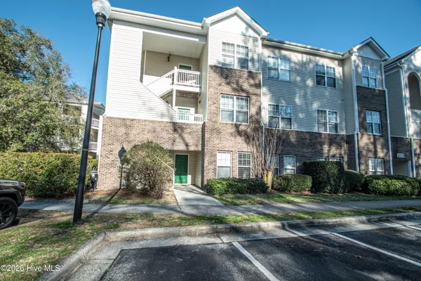 $239,900 | 4519 Sagedale Drive, Unit 101, Wilmington, NC 28405