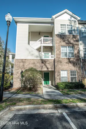 $239,900 | 4519 Sagedale Drive, Unit 101, Wilmington, NC 28405