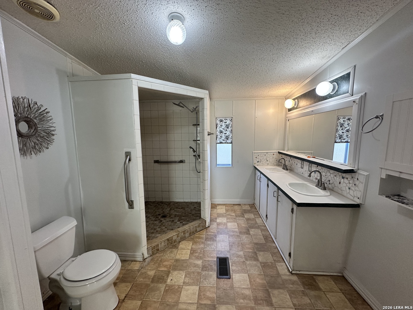 162 Sassman Road Marion, TX 78124 - Photo 8 of 36