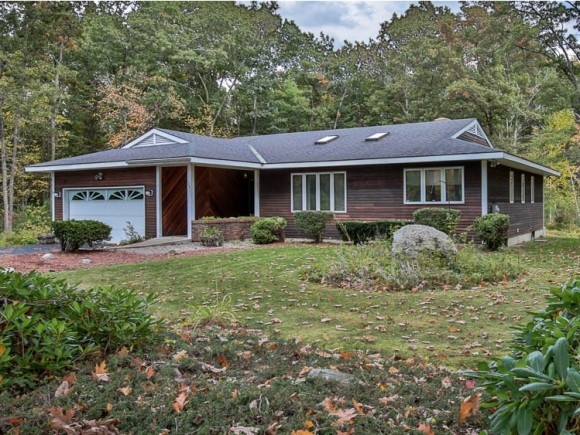 1281 Mammoth Road Manchester, NH 03104 - Photo 1 of 1 Gallery Image 1