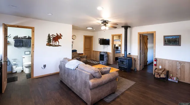 $1,200,000 | 29 Stucki Weg Drive, Dubois, WY 82513