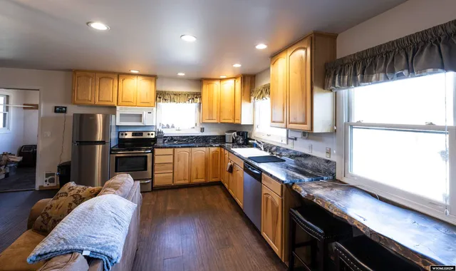 $1,200,000 | 29 Stucki Weg Drive, Dubois, WY 82513