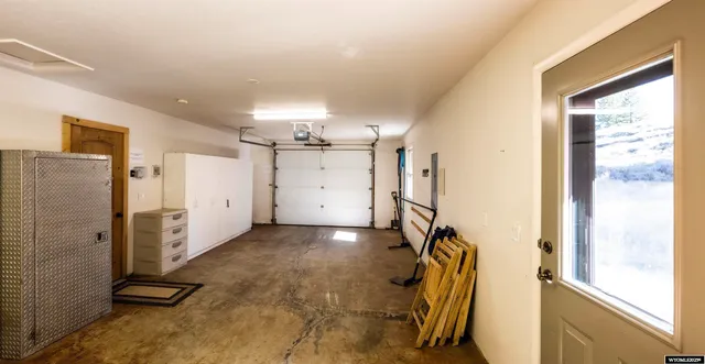 $1,200,000 | 29 Stucki Weg Drive, Dubois, WY 82513