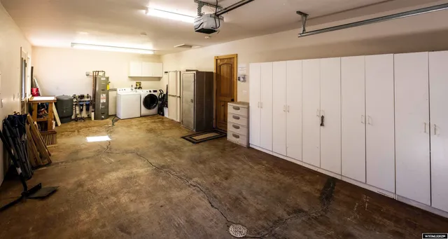 $1,200,000 | 29 Stucki Weg Drive, Dubois, WY 82513