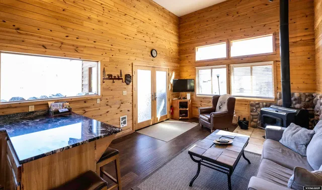 $1,200,000 | 29 Stucki Weg Drive, Dubois, WY 82513