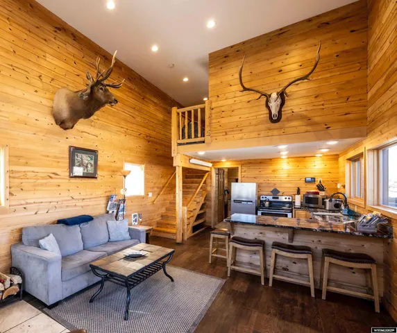 $1,200,000 | 29 Stucki Weg Drive, Dubois, WY 82513