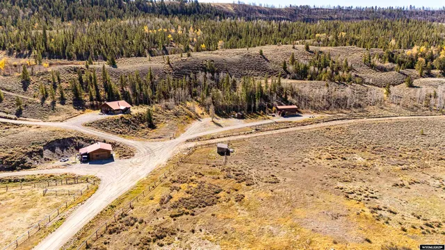 $1,200,000 | 29 Stucki Weg Drive, Dubois, WY 82513