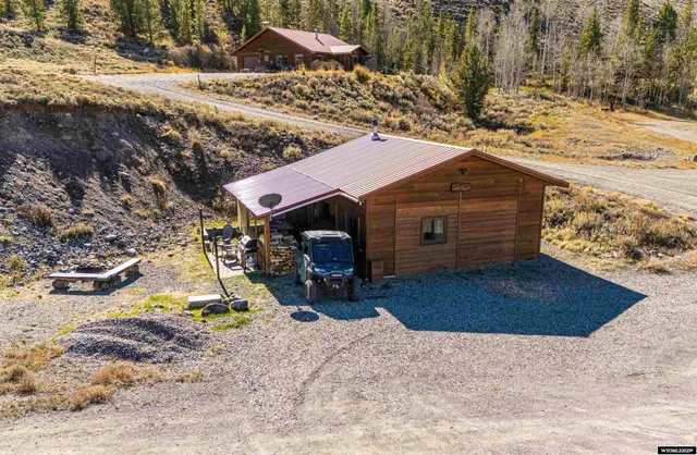 $1,200,000 | 29 Stucki Weg Drive, Dubois, WY 82513
