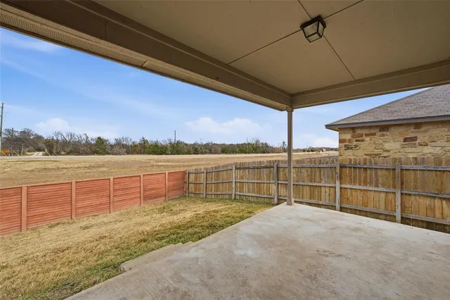 $270,000 | 2716 Skinner Drive, Lorena, TX 76655