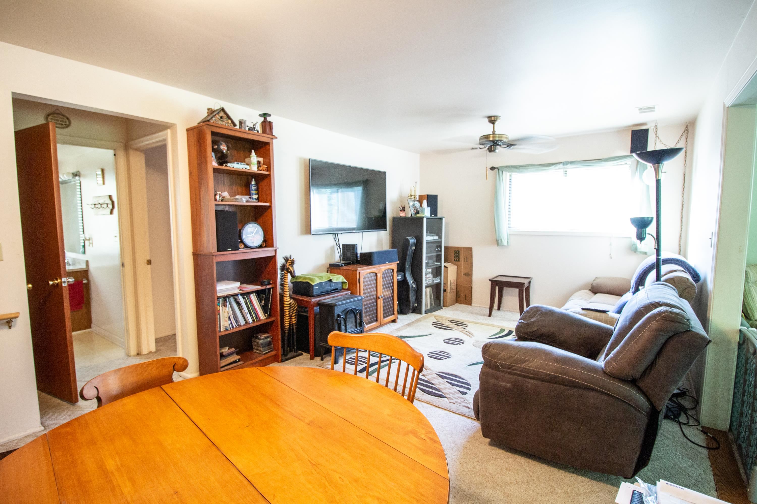 6345 North Seymour Road Flushing, MI 48433 - Photo 17 of 53 50087419-16.JPG