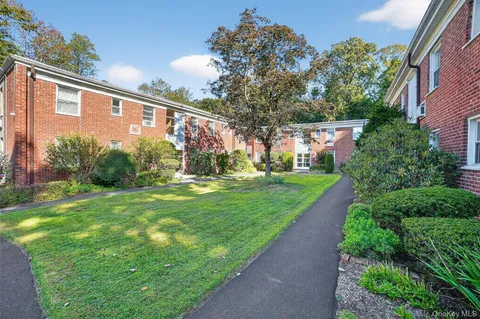 a view of a back yard of the house
