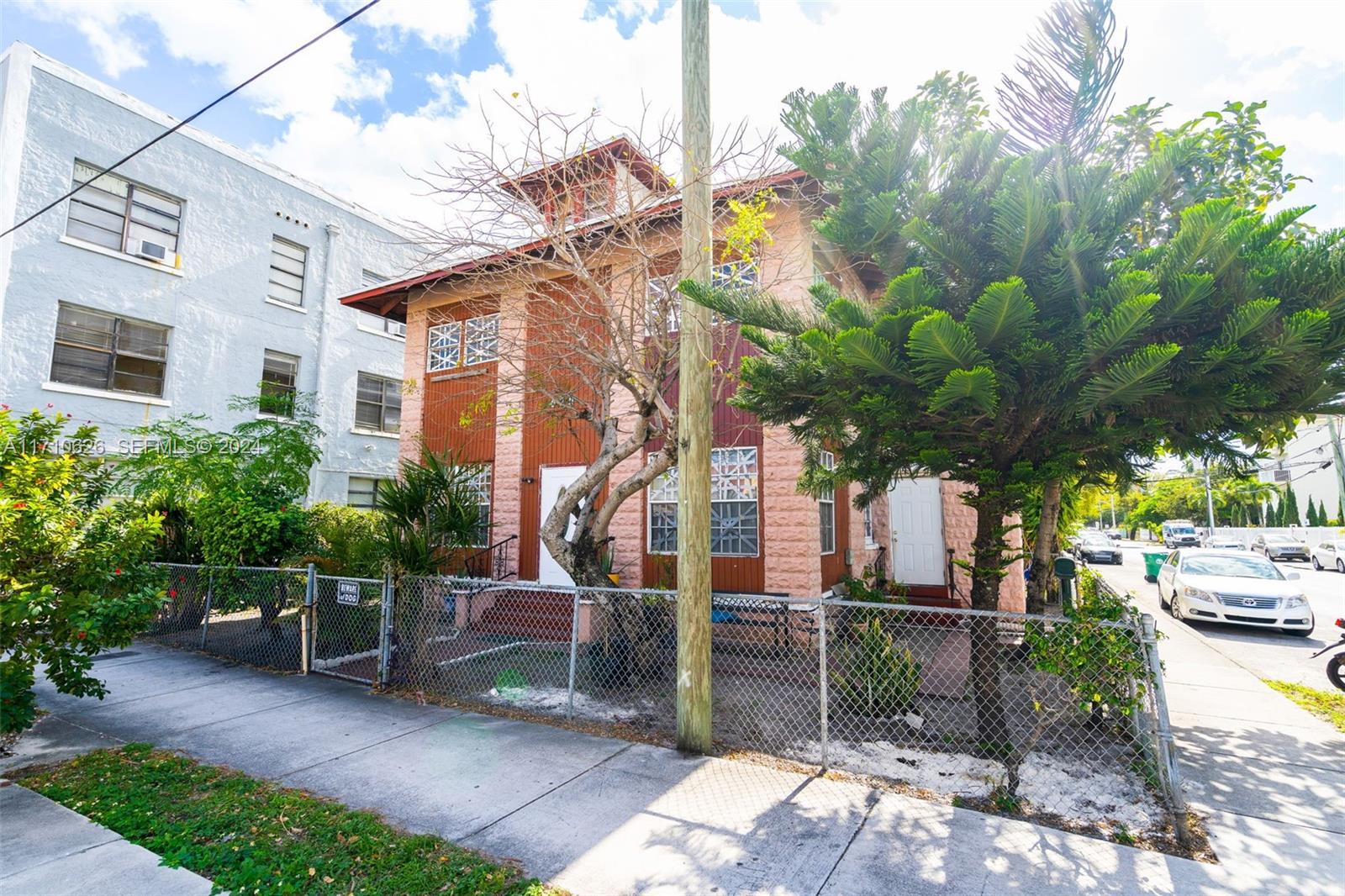 676 Southwest 1st Street Miami, FL 33130 - Photo 10 of 14