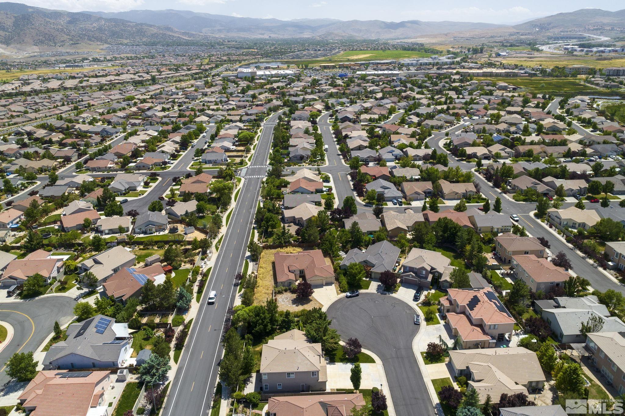 10080 Goler Wash Court Reno, NV 89521 - Photo 35 of 40 an aerial view of residential houses with outdoor space