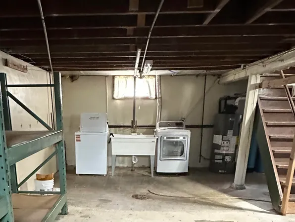 $349,900 | 1426 Hooker Avenue, Madison, WI 53704