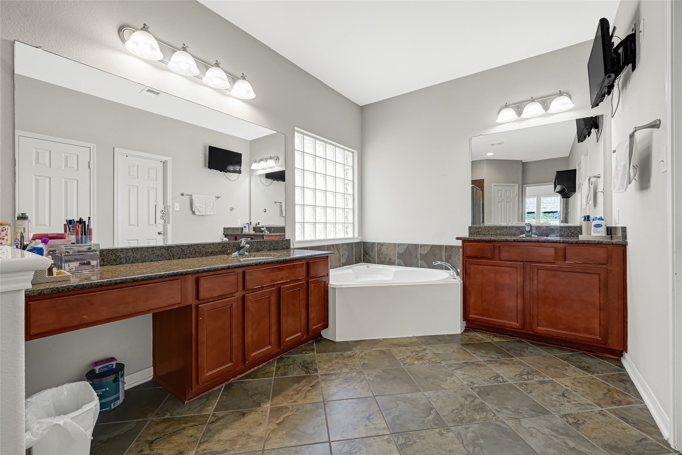3518 Dripping Point Lane Katy, TX 77494 - Photo 14 of 23
