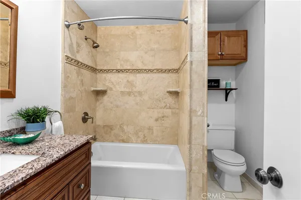 $3,795 | 615 Esplanade, Unit 105, Redondo Beach, CA 90277