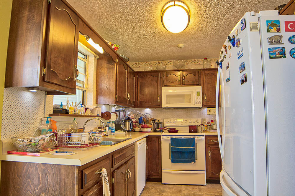 1131 Greens Lake Road East Ridge, TN 37412 - Photo 11 of 26 kitchen 3