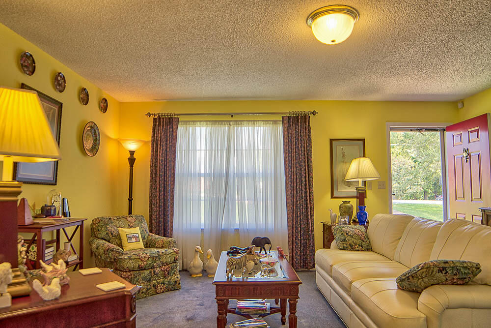 1131 Greens Lake Road East Ridge, TN 37412 - Photo 5 of 26 living 3