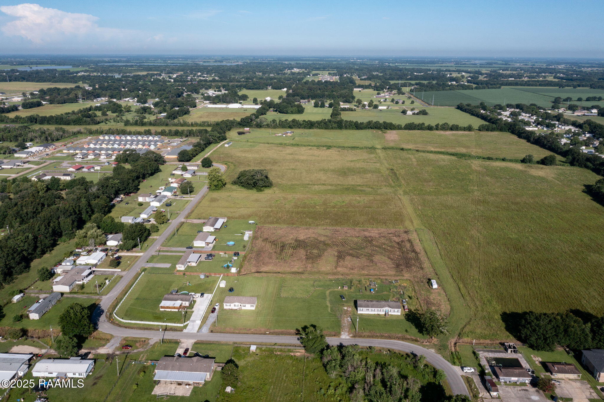 519 Colorado Road Duson, LA 70529 - Photo 4 of 9 3-web-or-mls-DJI_0875
