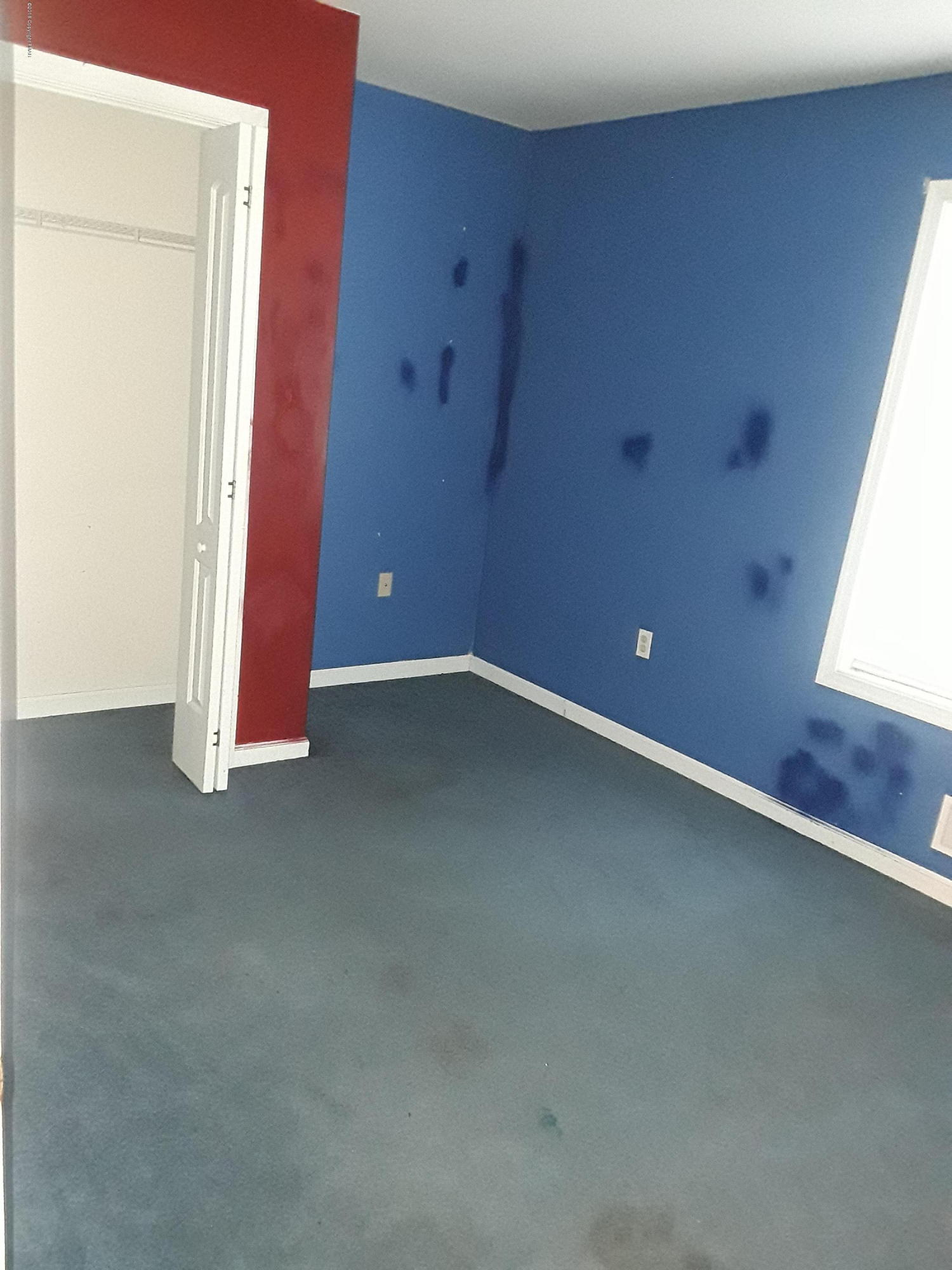 3105 Sequoia Road Tobyhanna, PA 18466 - Photo 26 of 29 an empty room with windows