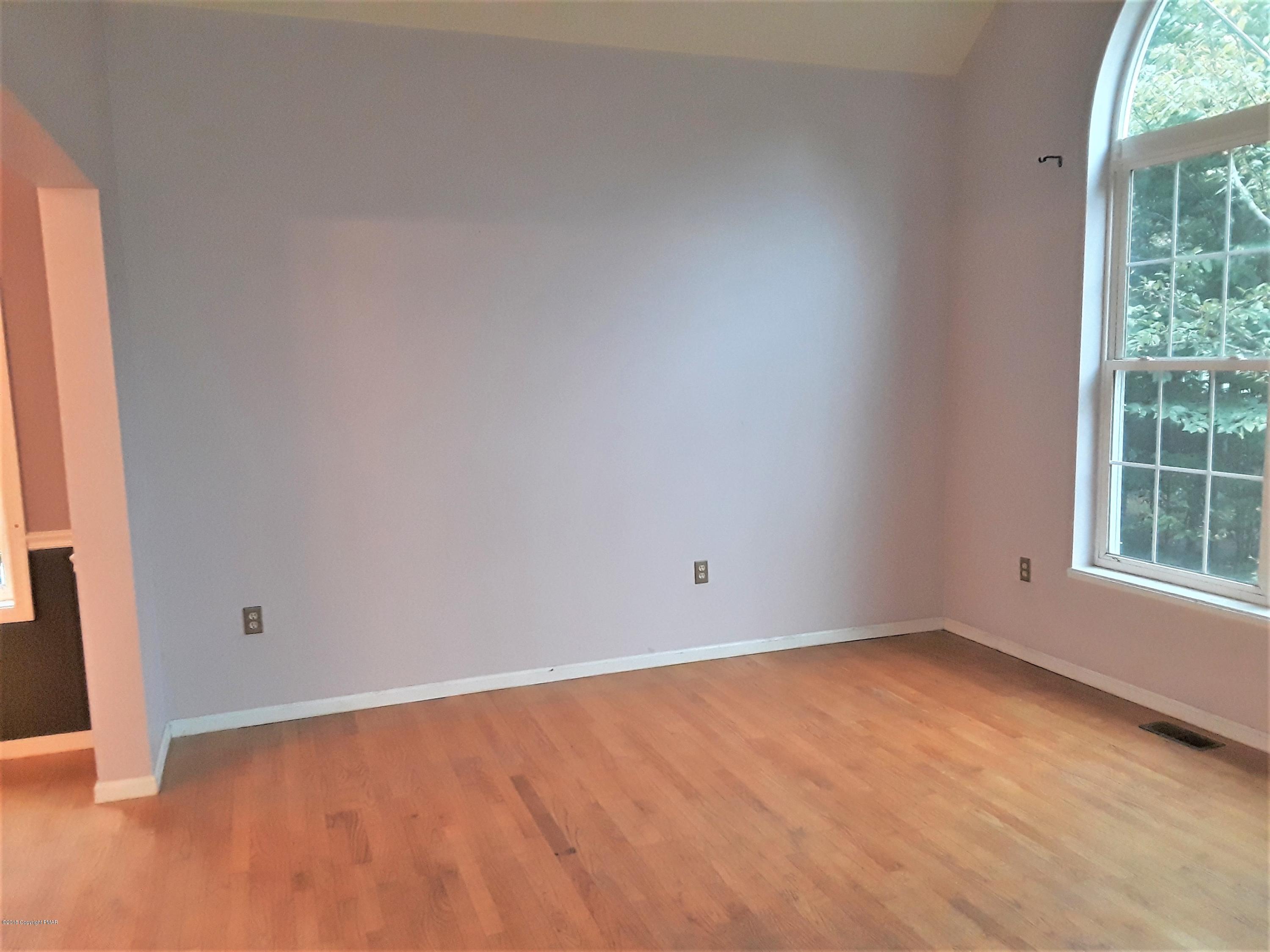 3105 Sequoia Road Tobyhanna, PA 18466 - Photo 8 of 29 an empty room with a window