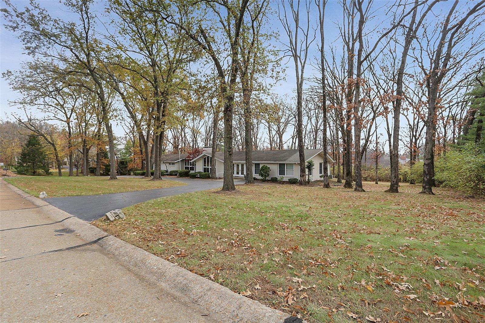 18 Devondale Lane St. Louis, MO 63131 - Photo 4 of 27