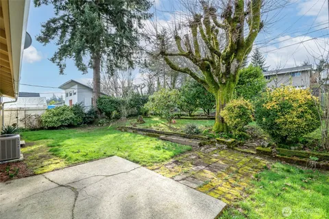 $439,000 | 6230 South Mason Avenue, Tacoma, WA 98409