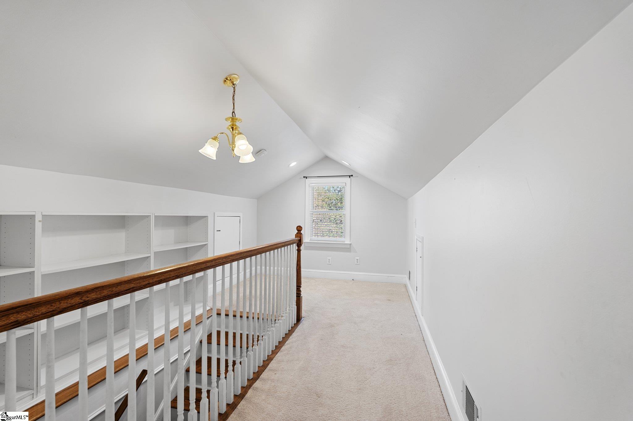 419 East Faris Road Greenville, SC 29605 - Photo 12 of 37 Gallery Image 12