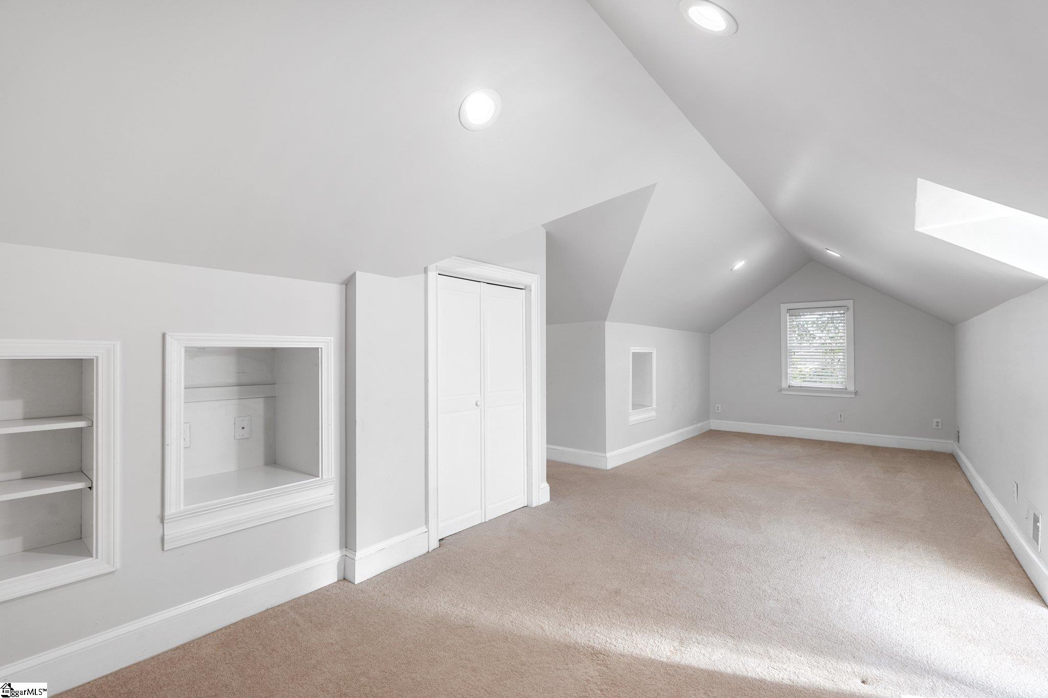 419 East Faris Road Greenville, SC 29605 - Photo 14 of 37 Gallery Image 14