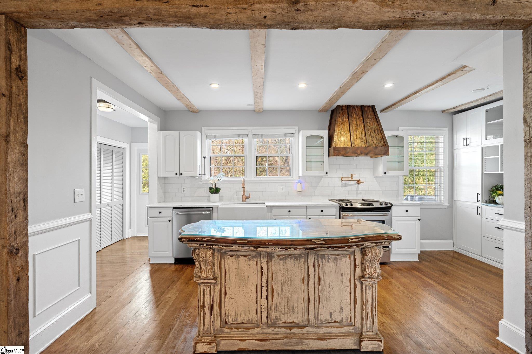 419 East Faris Road Greenville, SC 29605 - Photo 30 of 37 Gallery Image 30