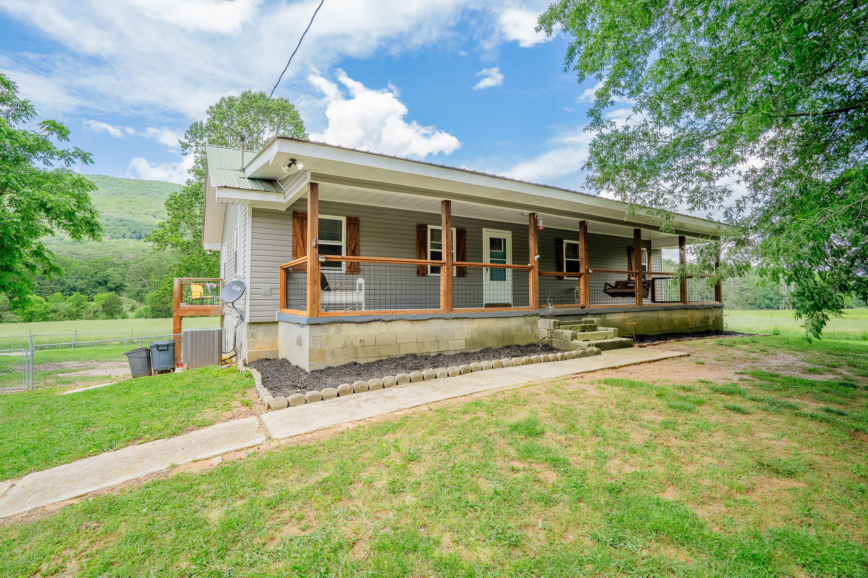 976 Chamberlain Road LaFayette, GA 30728 - Photo 2 of 54 976Chamberlain-6