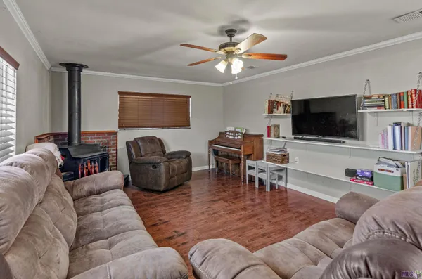 $140,000 | 21552 Highway 16, Denham Springs, LA 70726